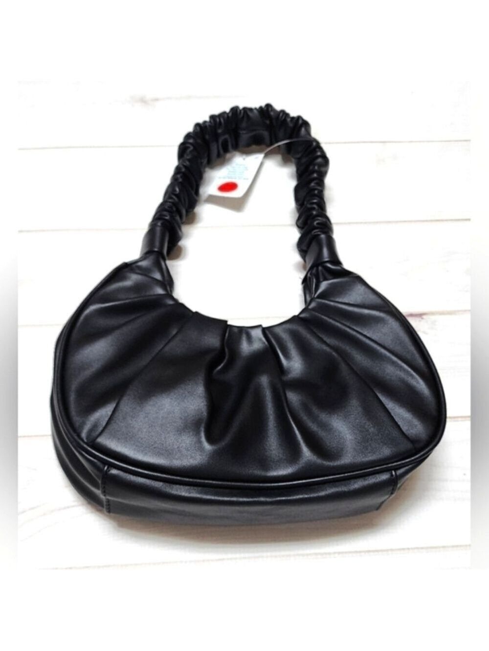 Black Scrunch Strap Shoulder Bag - New With Tags - Picture 2 of 6